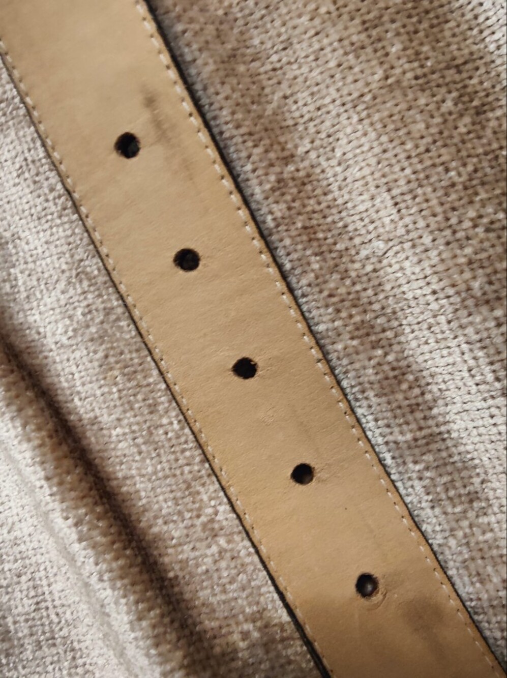 Vintage Avignon Brown Leather Belt with Gold Buckle, Fit 28" - 32" - Picture 5 of 13